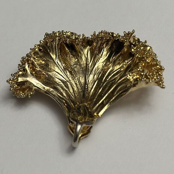 Gold Dipped Kale Pendant - Picture 4 of 5